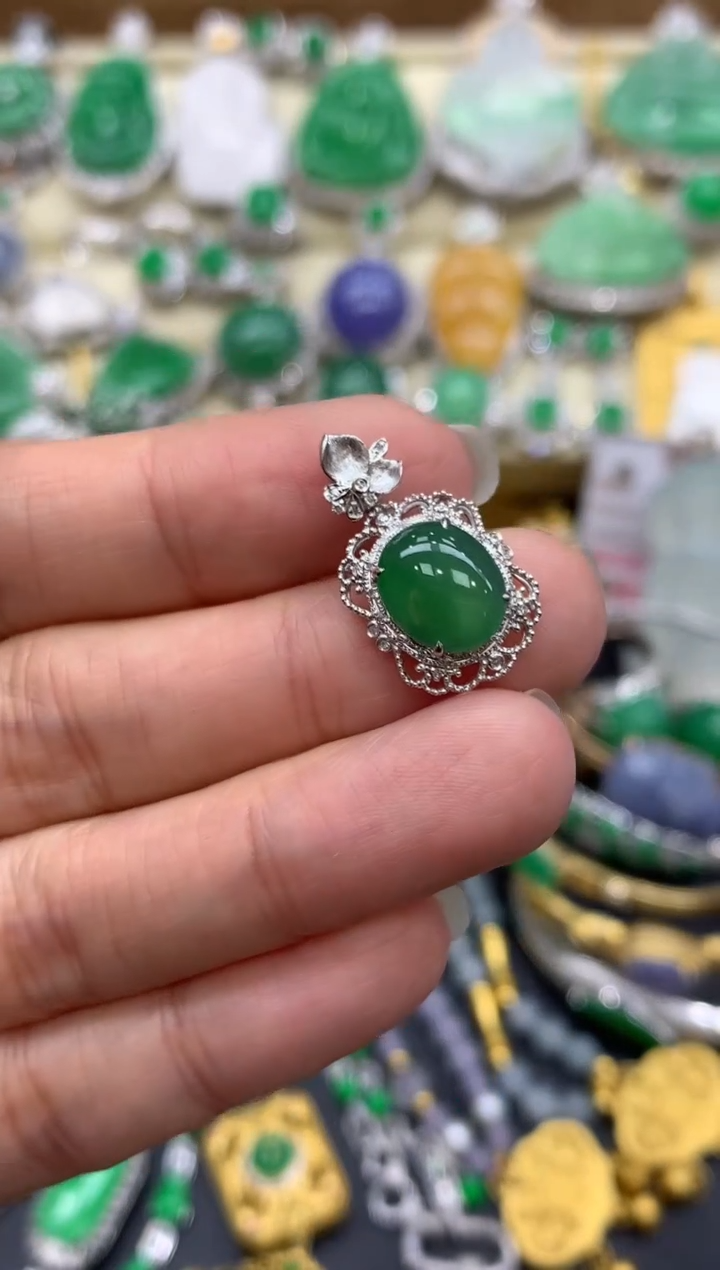 【闪购商品】翡翠颈饰18K金镶嵌328-中国好珍宝