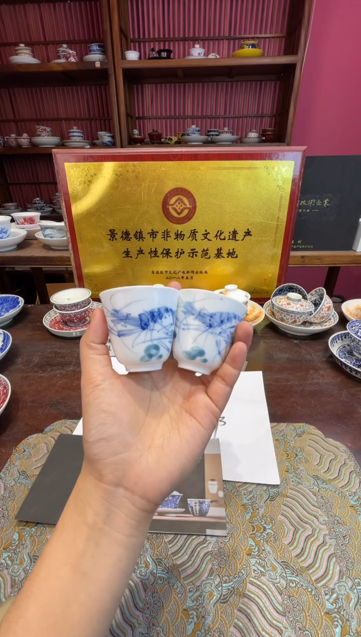 杯子瓷景德镇源头工厂生产，手工手绘