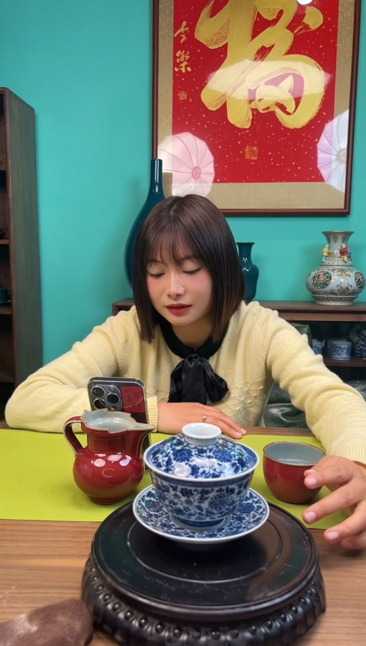 【闪购商品】盖碗一品德窑青花缠枝莲三才盖碗/微瑕介意勿拍