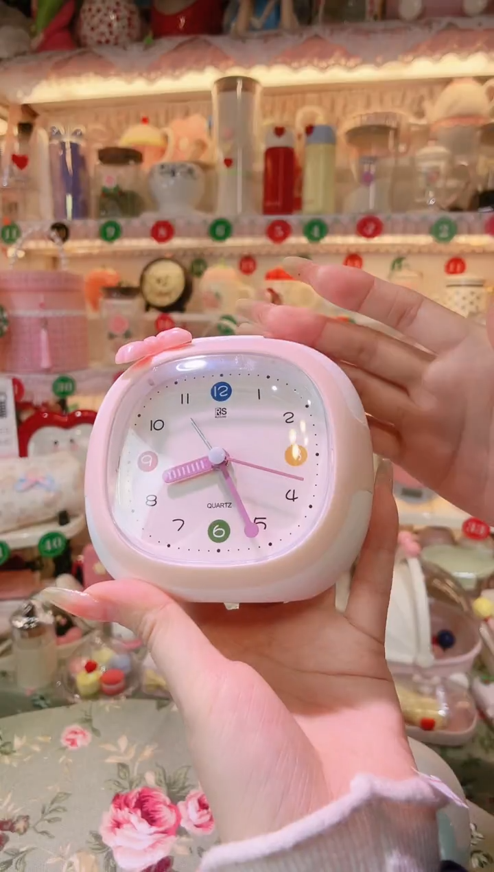 【闪购商品】摆件闹钟粉色品质好，发货快，放心拍