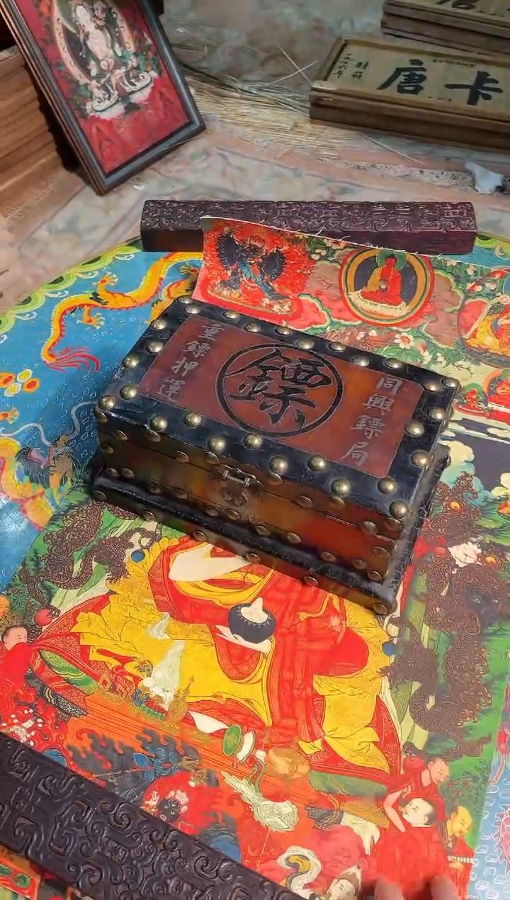 卷轴画天天的唐卡tk160