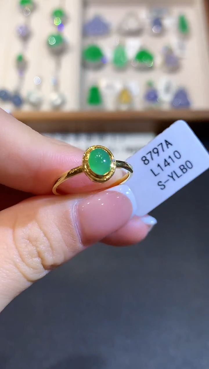 翡翠戒指18K金镶嵌L1410多样性发其一