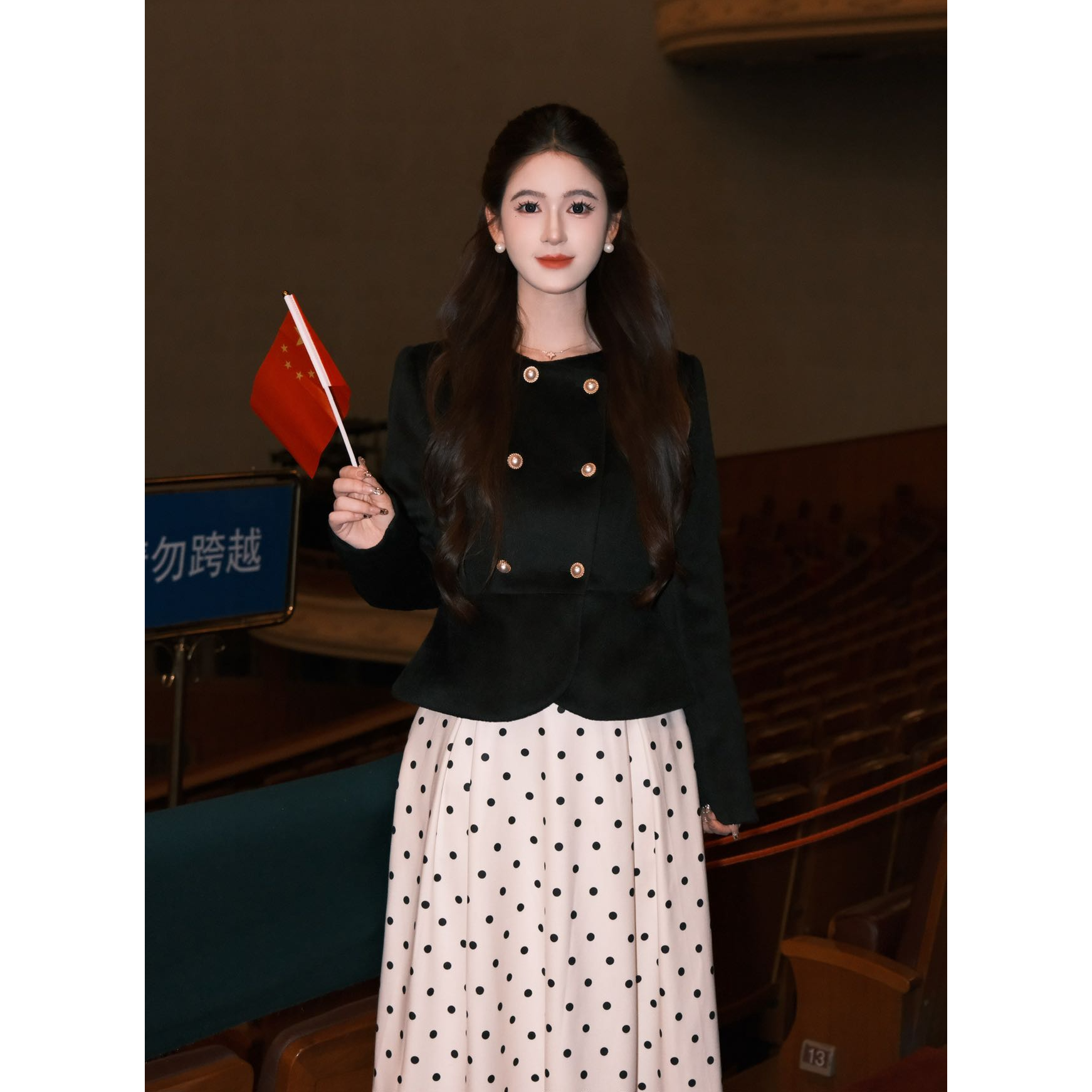 LiLi李李家【千金周末】赫本风羽绒外套半裙套装XMZH10096XMZH10097
