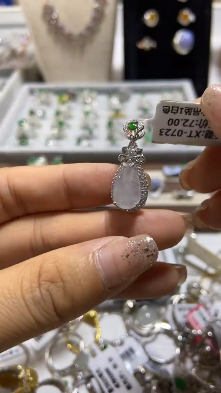 【闪购商品】翡翠戒指银S925镶嵌缅甸天然a货翡翠吊坠