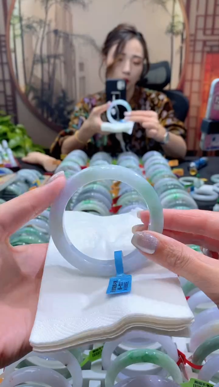 未镶嵌手镯翡翠000088021