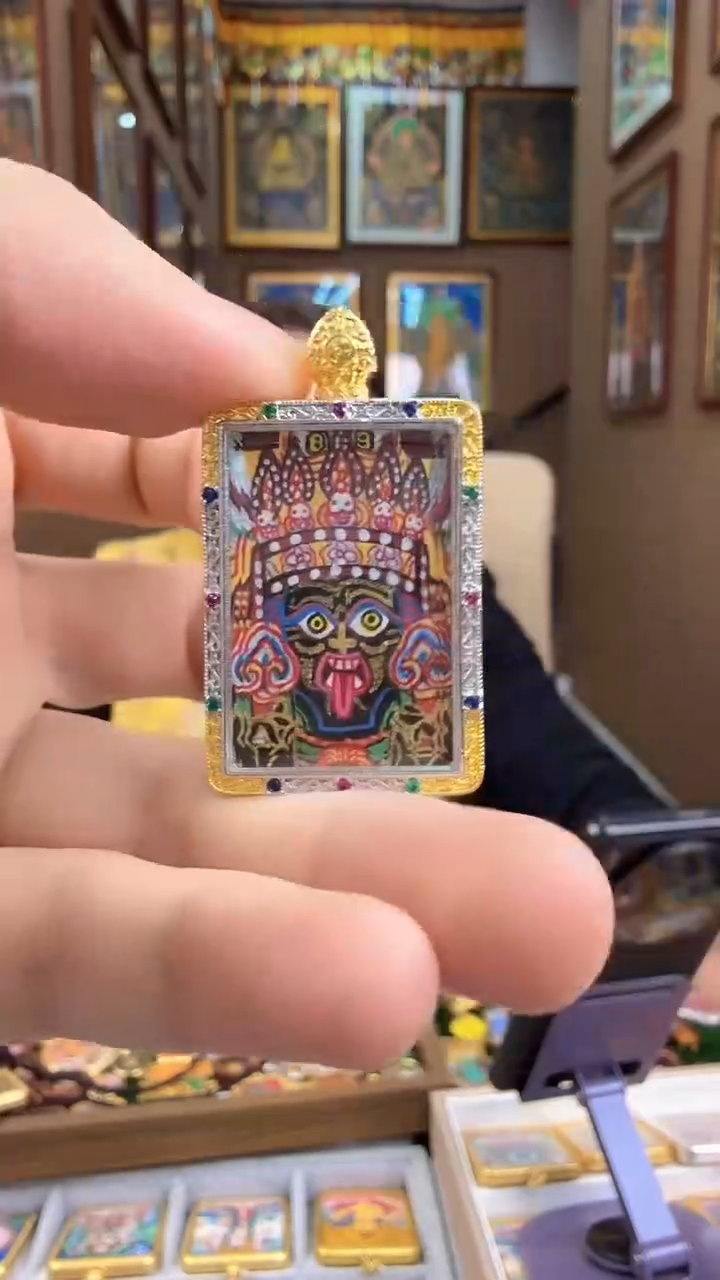 吊坠扎基拉姆-热贡纯手绘唐卡