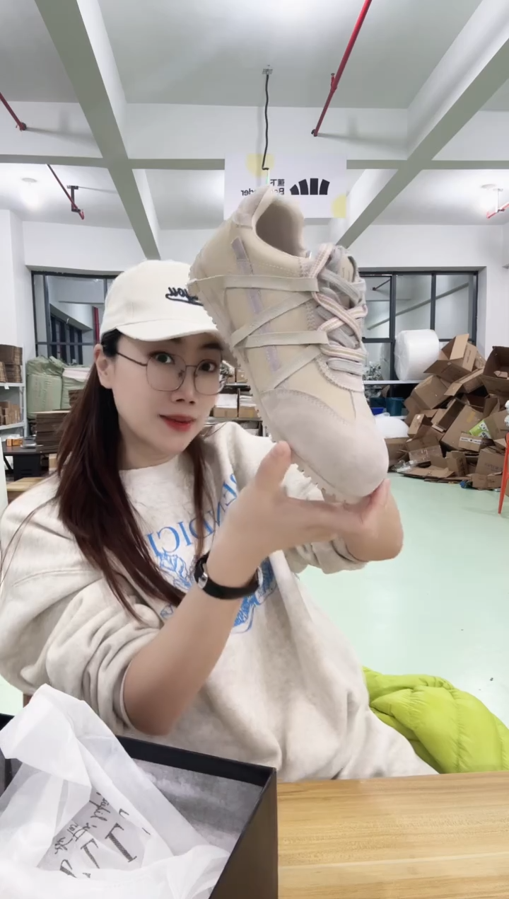板鞋妮妮严选女鞋40码