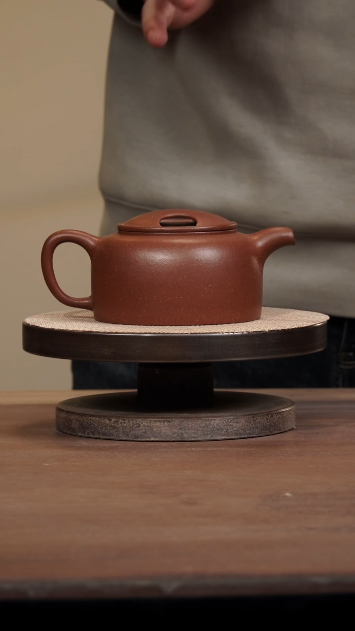 茶壶紫砂降坡泥牛盖莲子