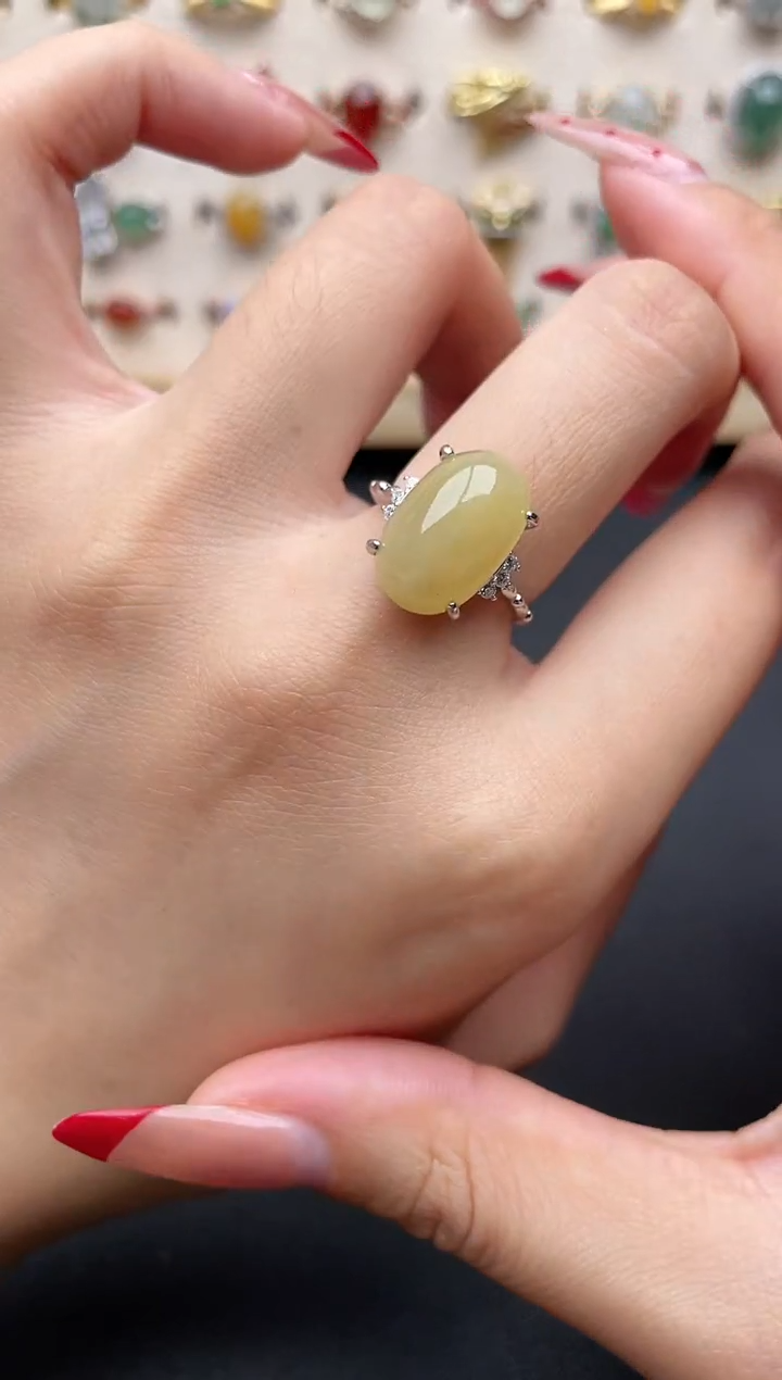 【闪购商品】翡翠戒指银S925镶嵌一物一证一礼盒