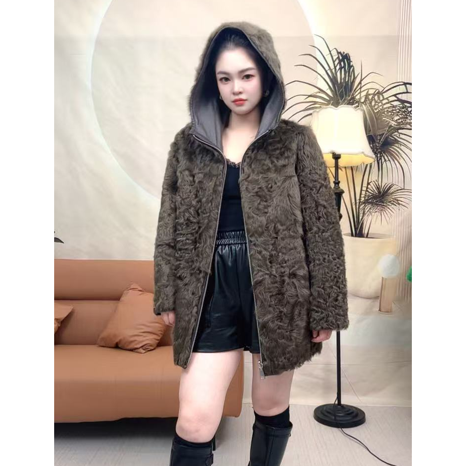 2026新款小湖羊皮毛一体中长款连帽双面穿真皮皮草YN-2428