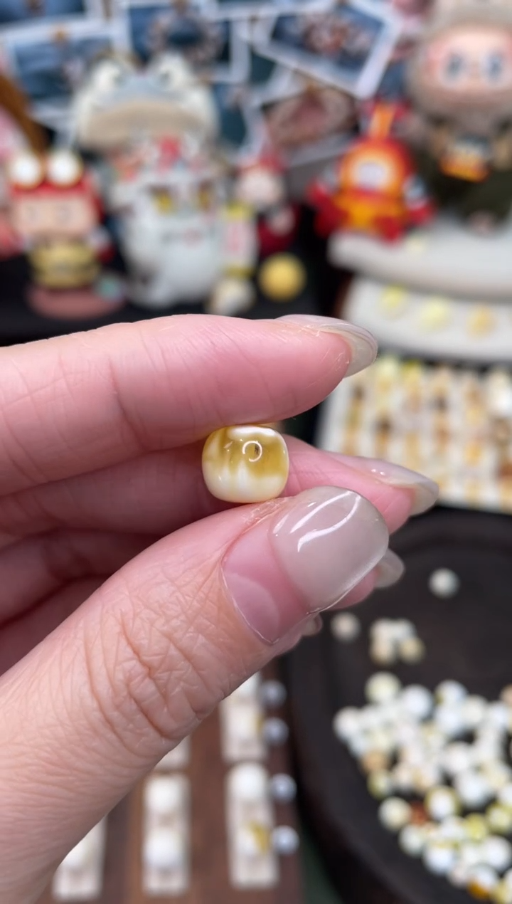 裸石琥珀未镶嵌蜜蜡