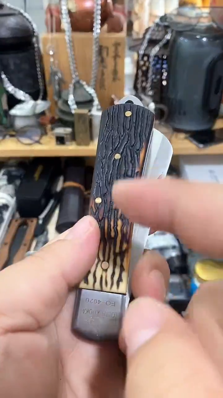 瓷片闪购商品  如图所示