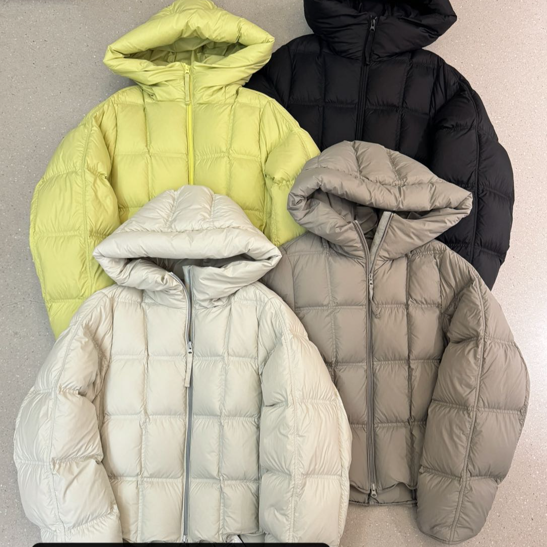 小柒-十三行MOCHA DAN女短款连帽极简风宽松韩版6766#