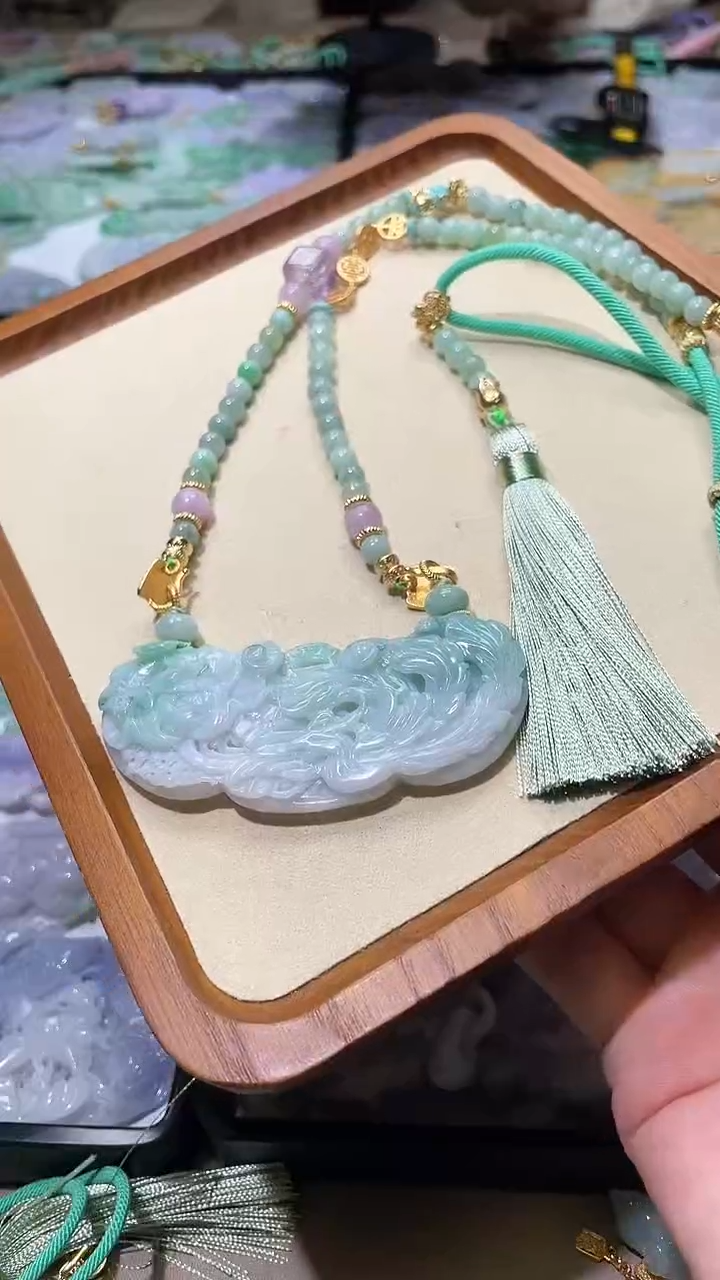 【闪购商品】翡翠颈饰未镶嵌吊坠