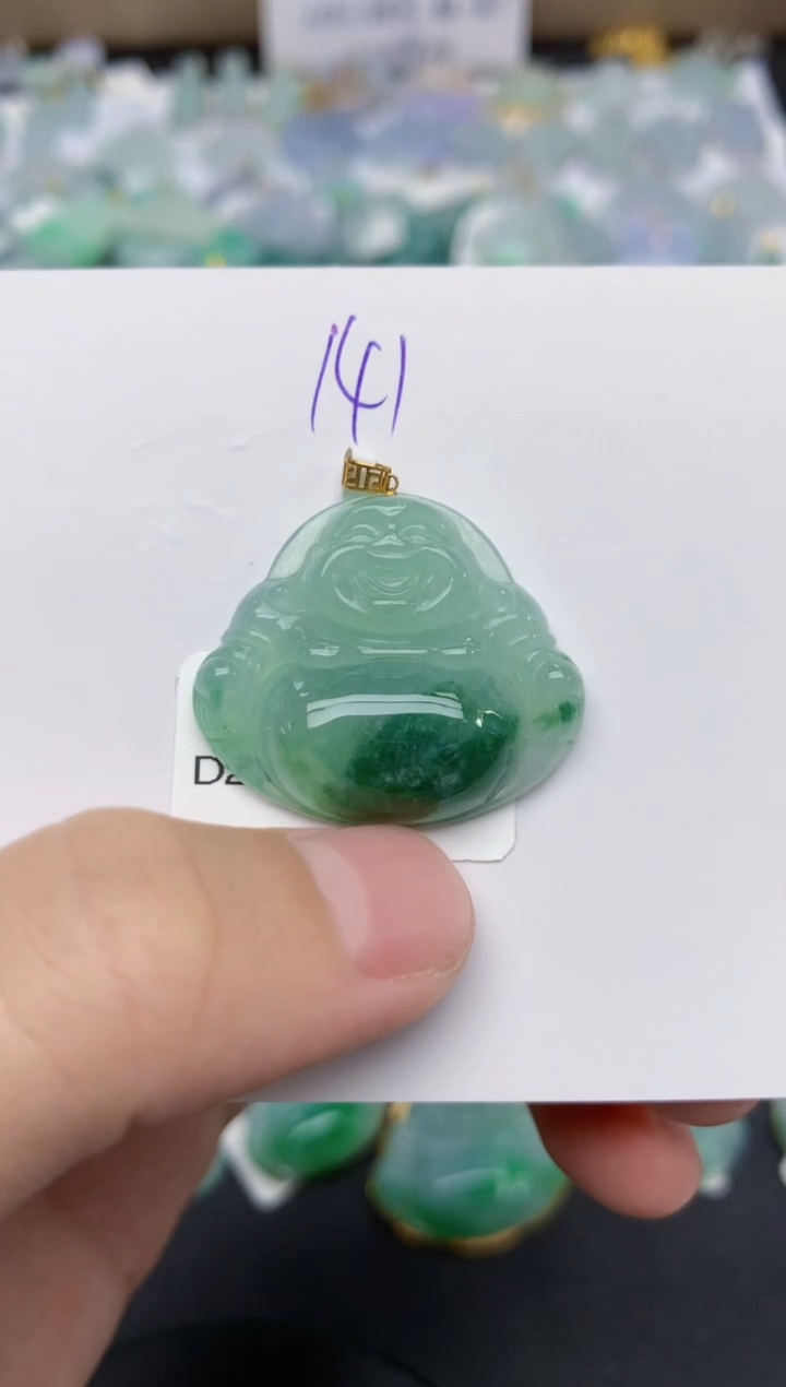 翡翠18K金镶嵌颈饰天然缅甸A货翡翠