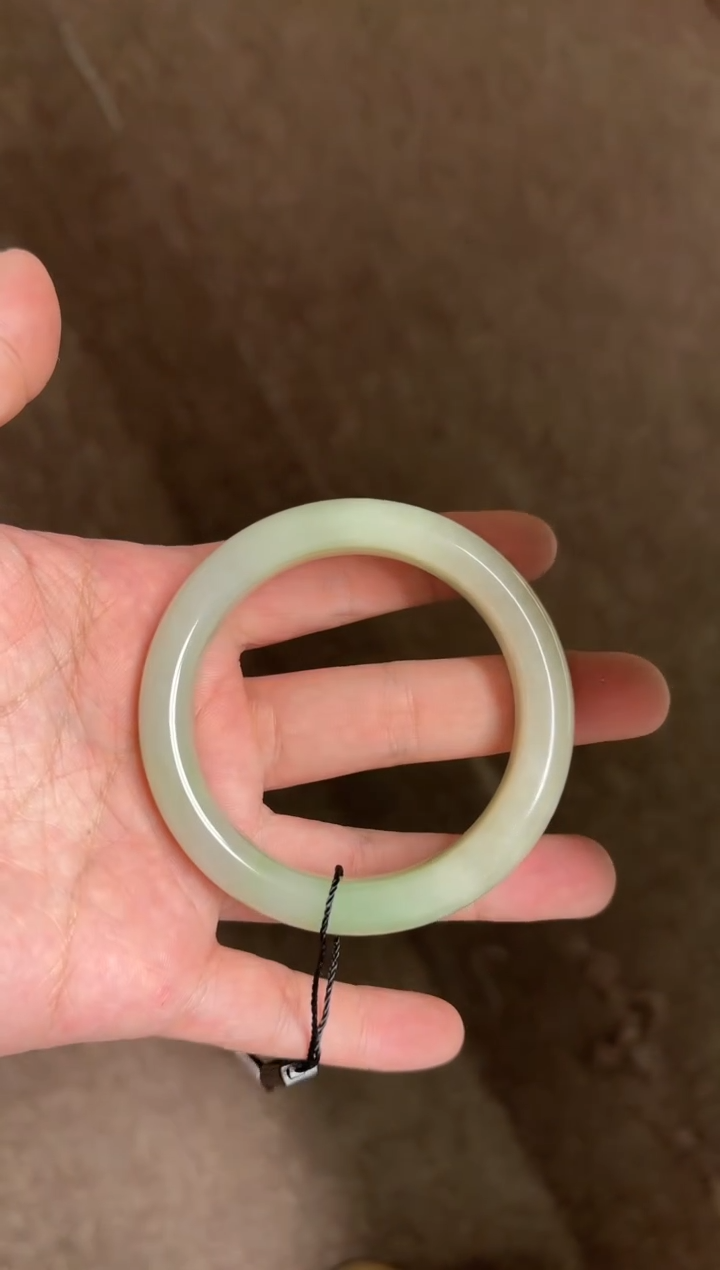 未镶嵌手镯和田玉V-14(59MM)