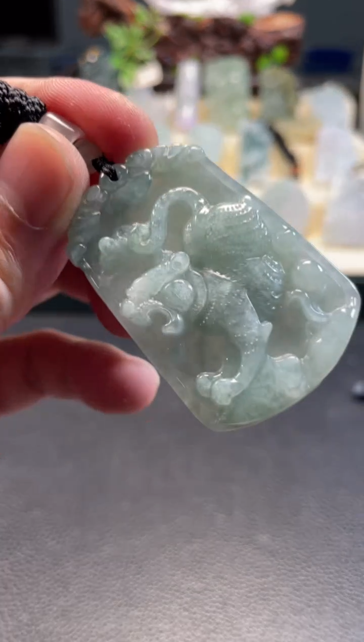 颈饰未镶嵌翡翠12/14/117