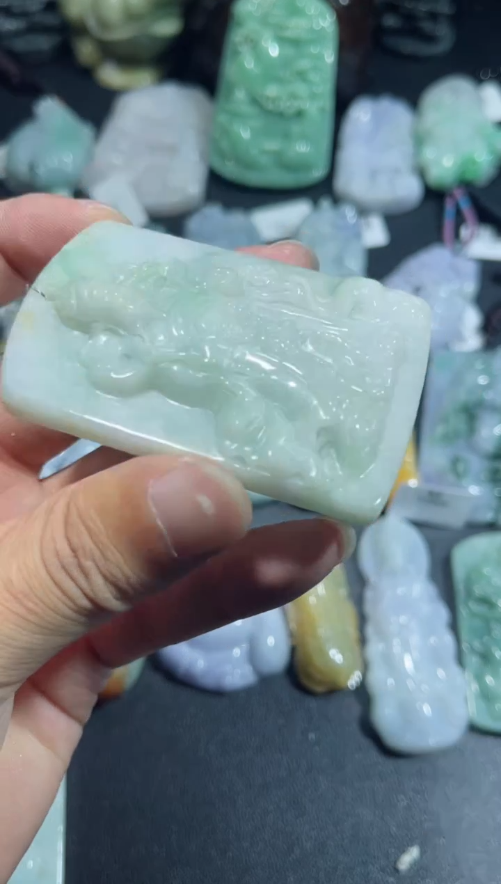 【闪购商品】翡翠颈饰未镶嵌00000380