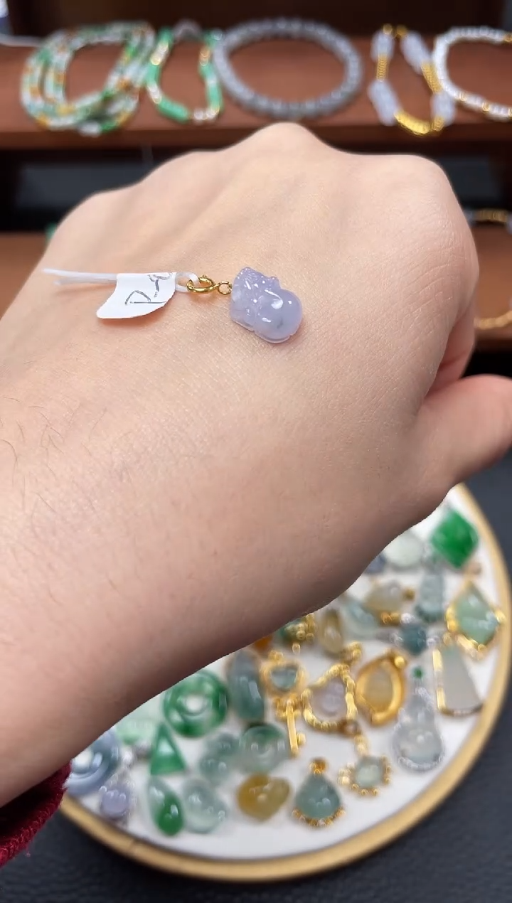 【闪购商品】翡翠吊坠(不含链)18K金镶嵌一个  JK105