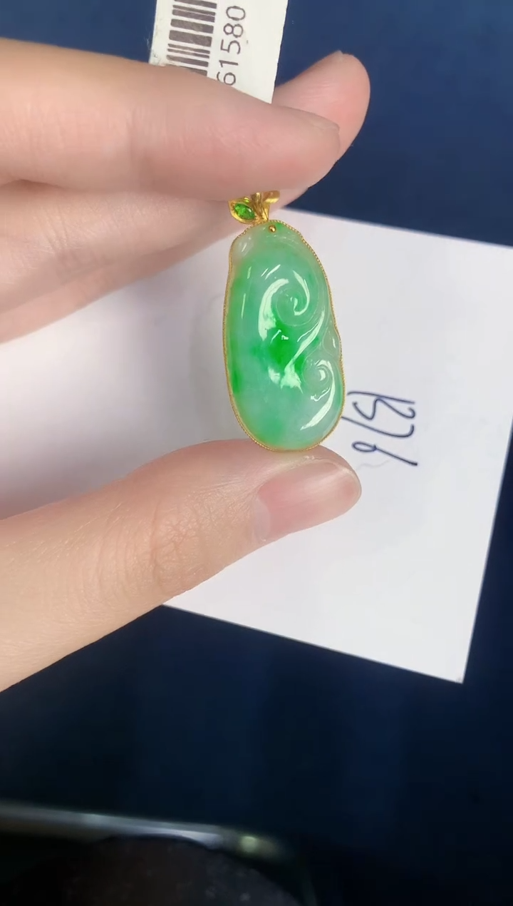 【闪购商品】翡翠颈饰18K金镶嵌000000000