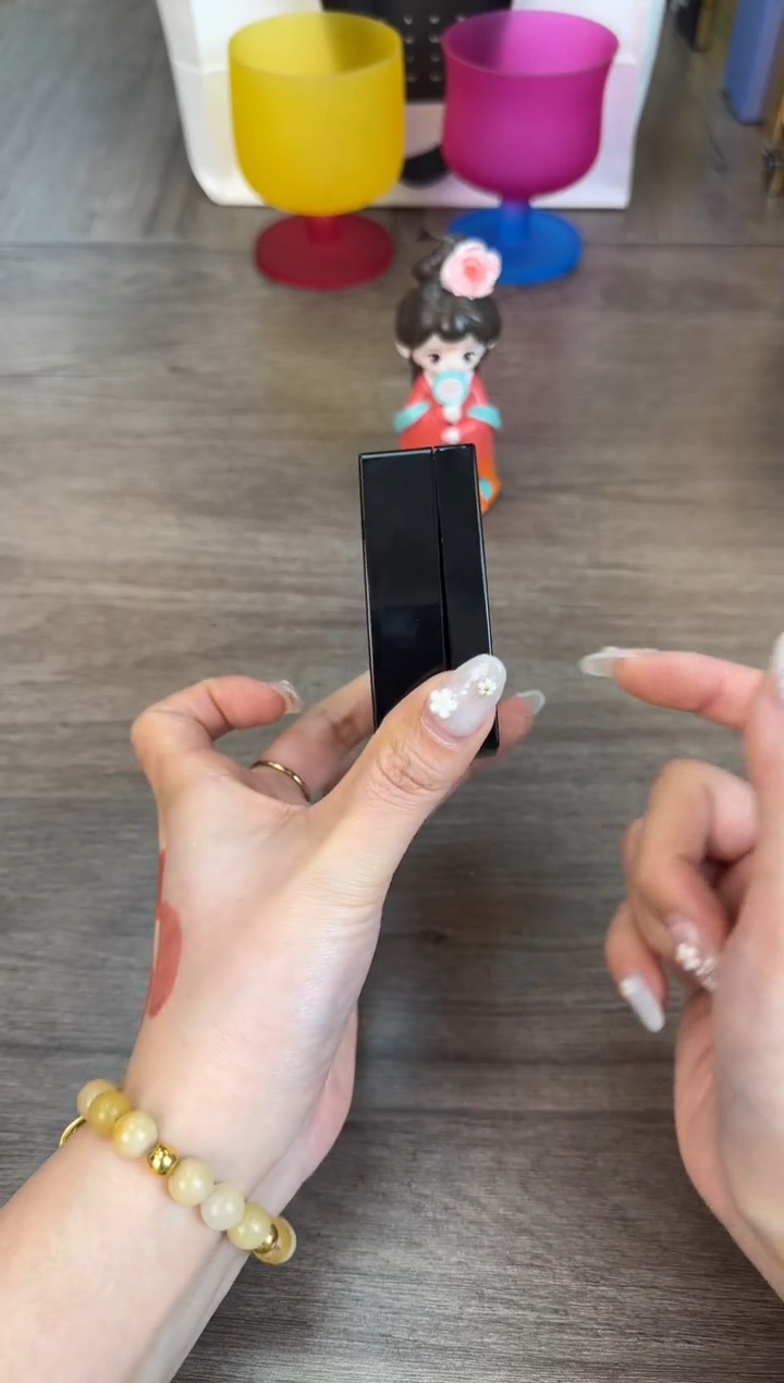 瓷片新号开播漏不停@@CQ772