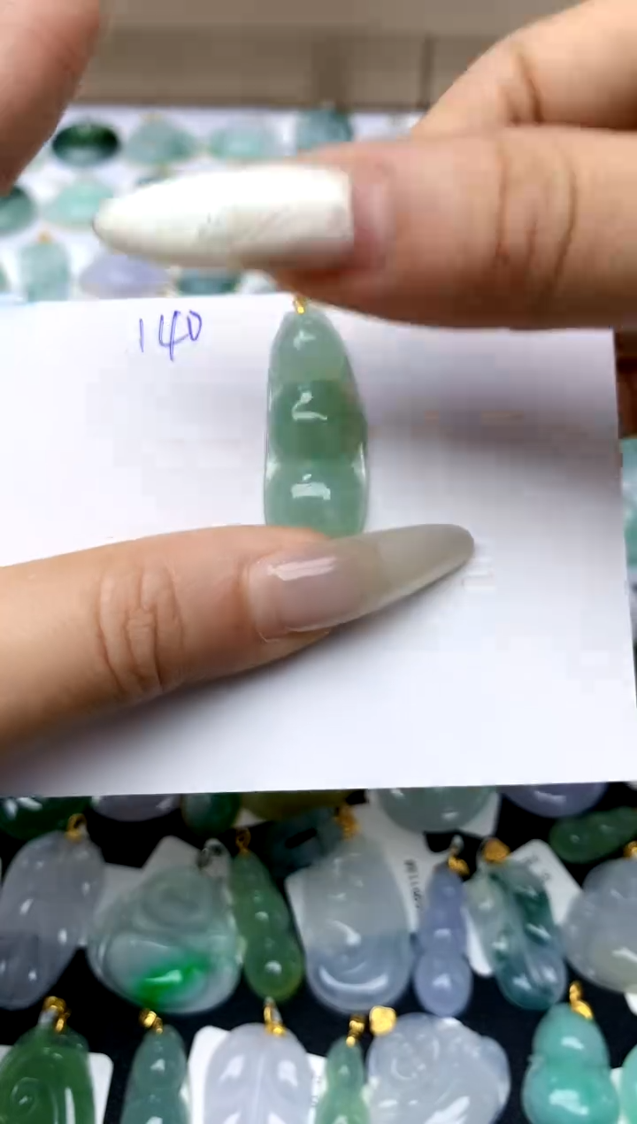 【闪购商品】翡翠颈饰18K金镶嵌天然A货翡翠