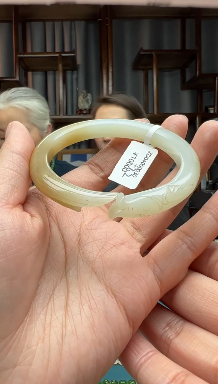 【闪购商品】和田玉颈饰未镶嵌手镯  57.2