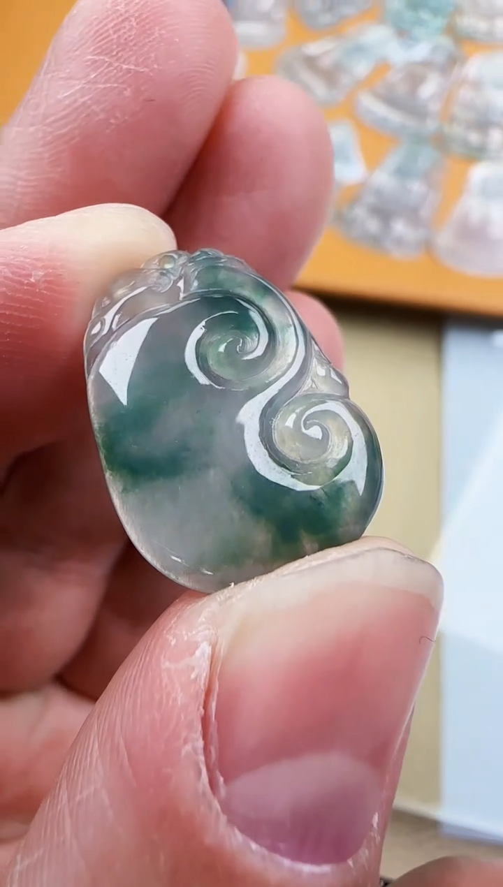 【闪购商品】翡翠颈饰未镶嵌缅甸天然翡翠