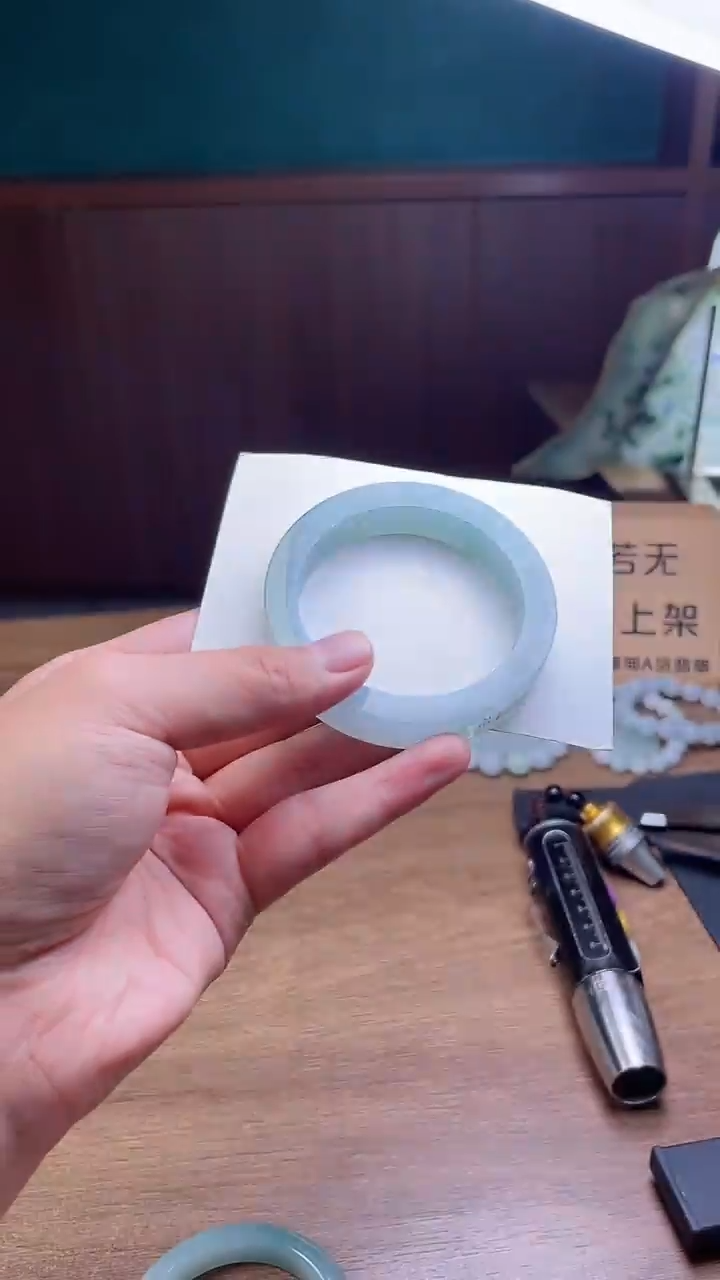 定制翡翠手镯未镶嵌定制
