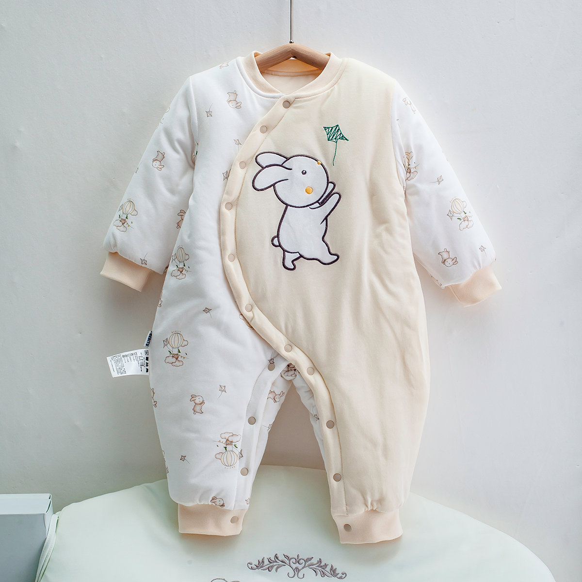 哥比兔新生儿衣服秋冬婴儿保暖连体衣宝宝秋季衣服夹棉连体衣
