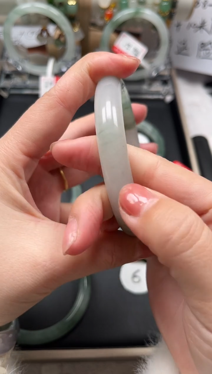 【闪购商品】石英质玉手镯未镶嵌JS137