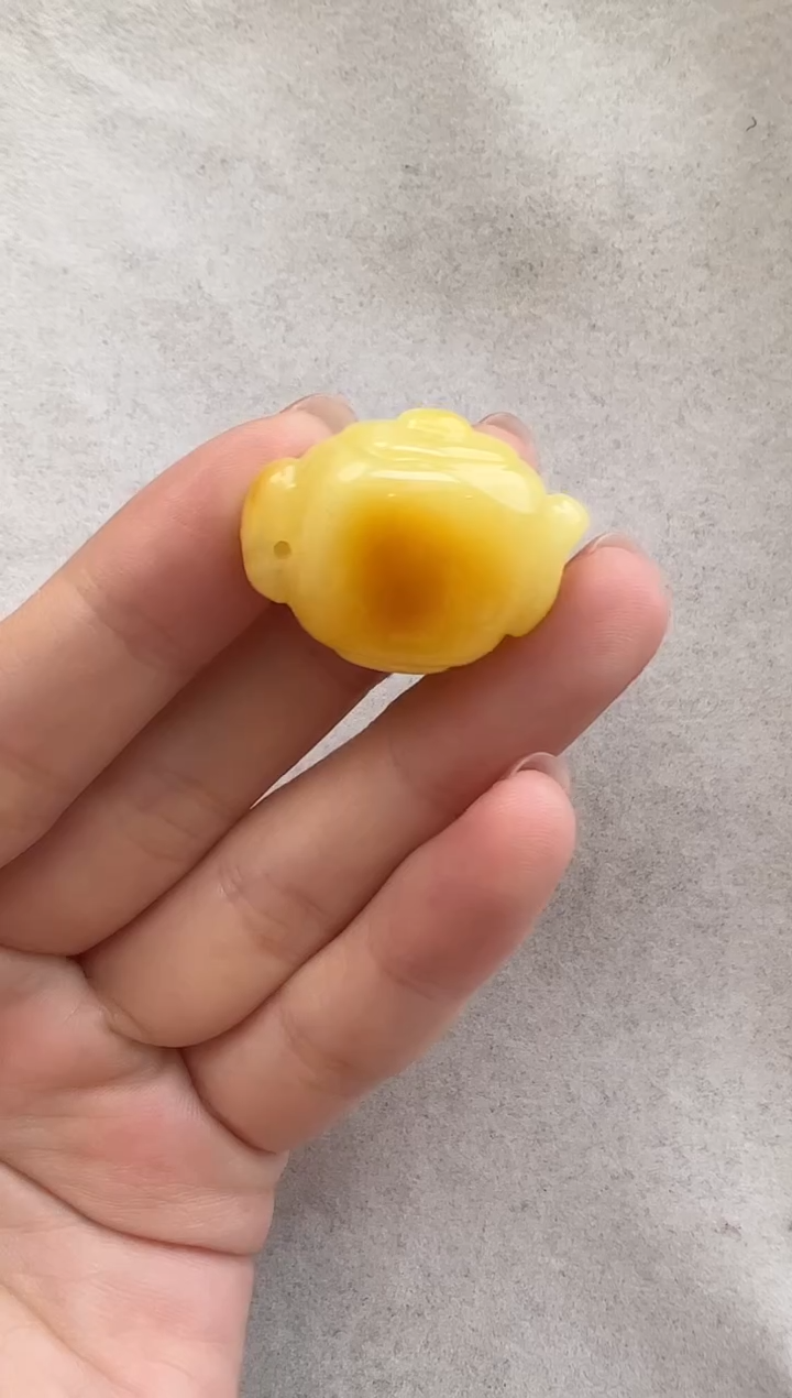 【闪购商品】琥珀裸石未镶嵌10207256-吊坠