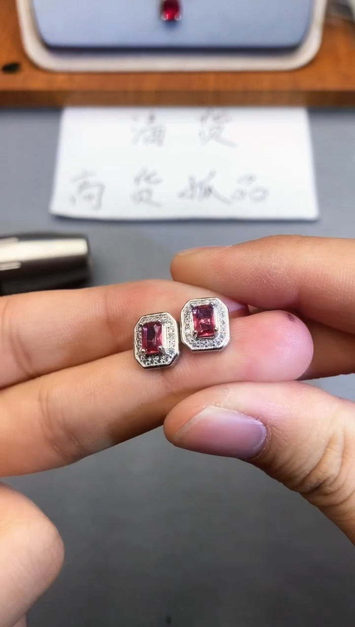 【闪购商品】石英质玉珠宝奇石合金1