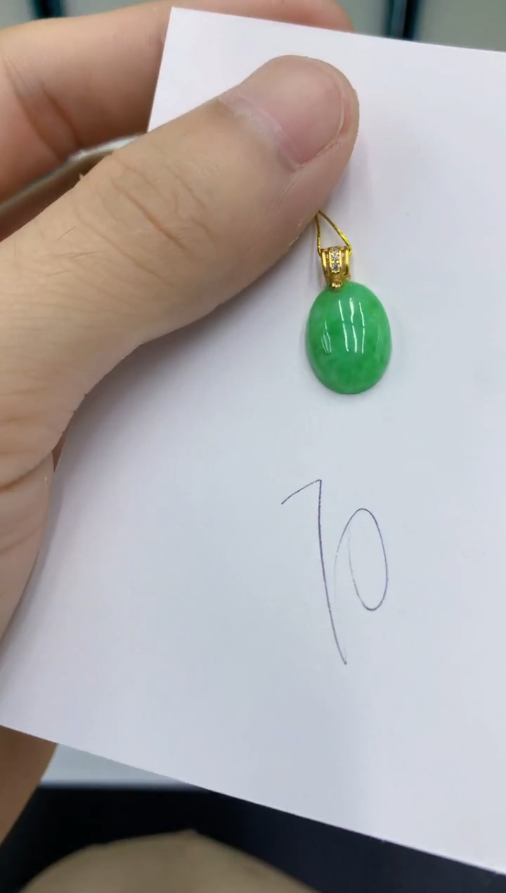 颈饰未镶嵌翡翠翡翠