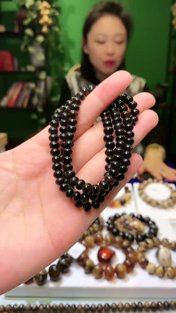 【闪购商品】琥珀裸石未镶嵌抚顺琥珀