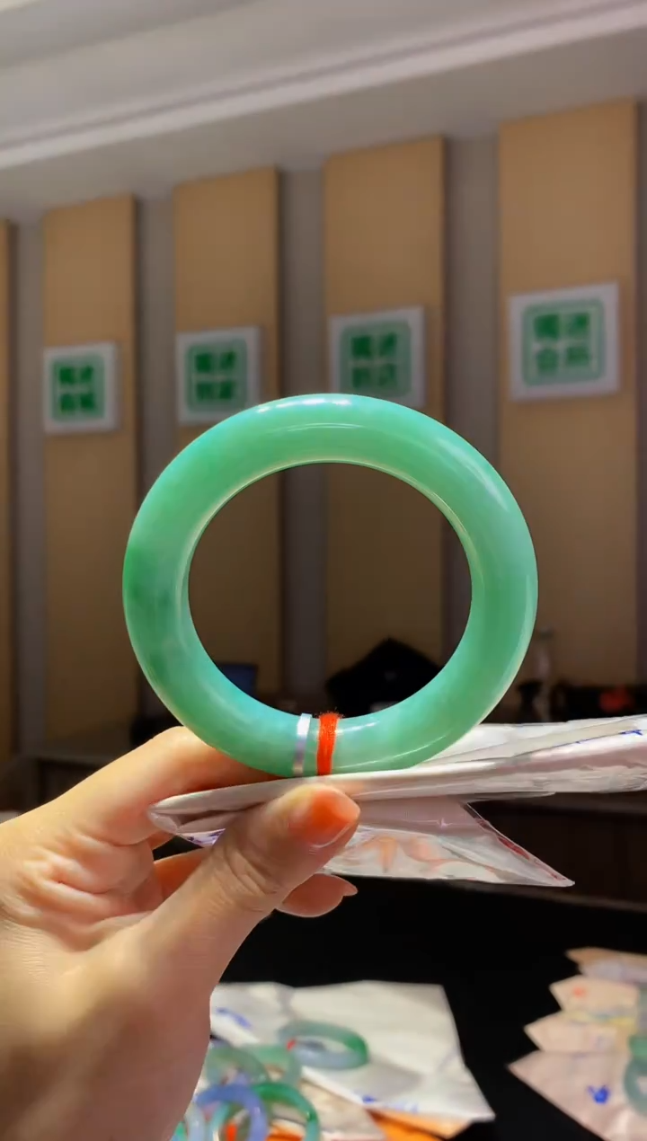 未镶嵌手镯翡翠-K512 圈口56.5 