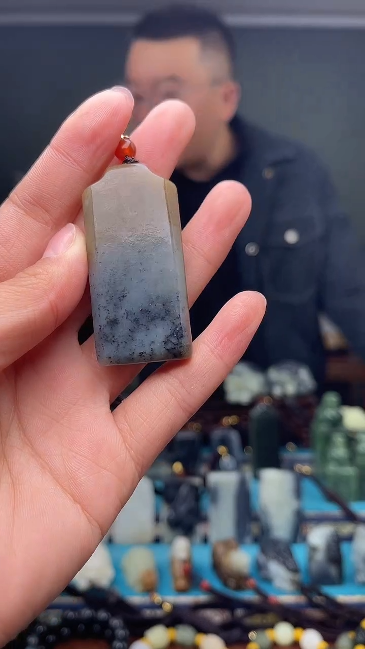 未镶嵌和田玉挂件1