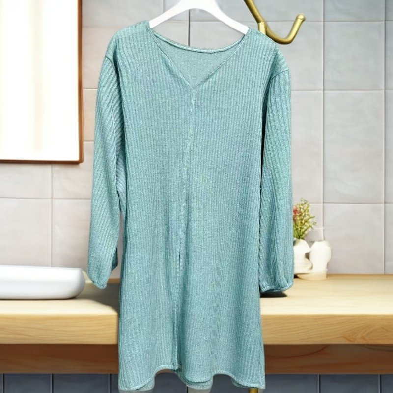 516秋款净色宽松型v领中长款大码不褪色不起球