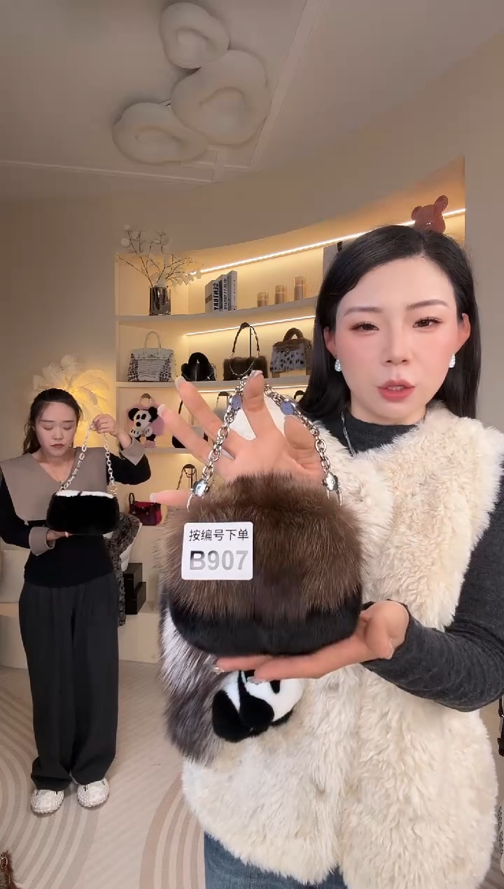 水貂毛【闪购商品】女包B907