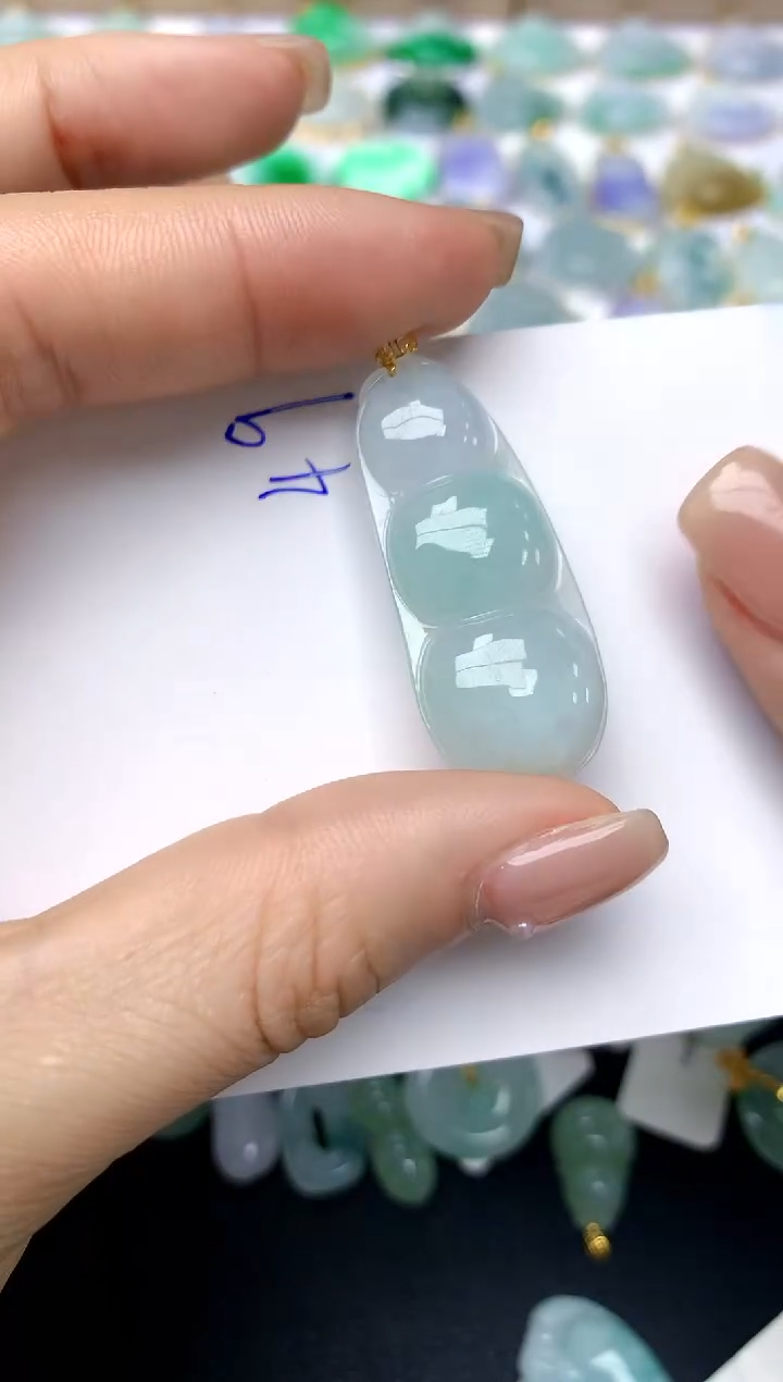 【闪购商品】翡翠颈饰18K金镶嵌49天然A货翡翠