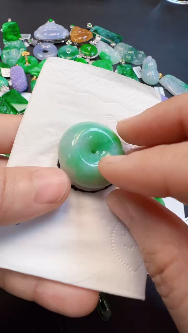 【闪购商品】翡翠吊坠(不含链)未镶嵌980