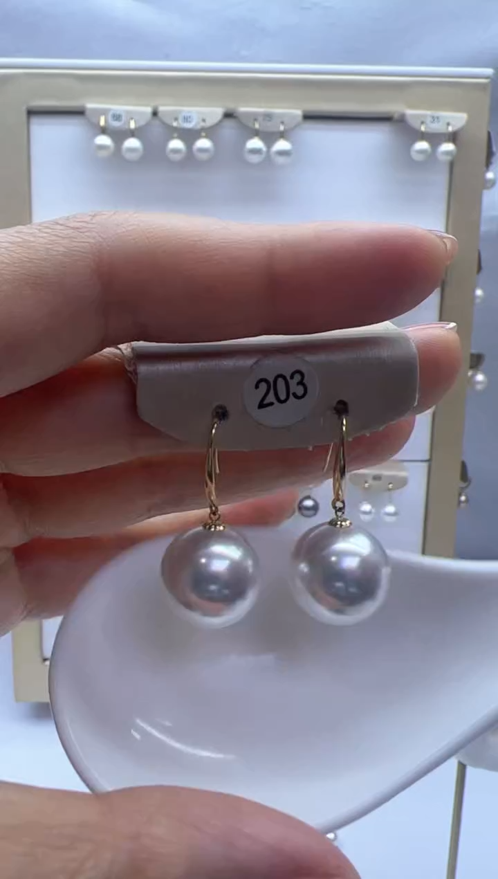 【闪购商品】淡水珍珠耳饰18K金镶嵌203