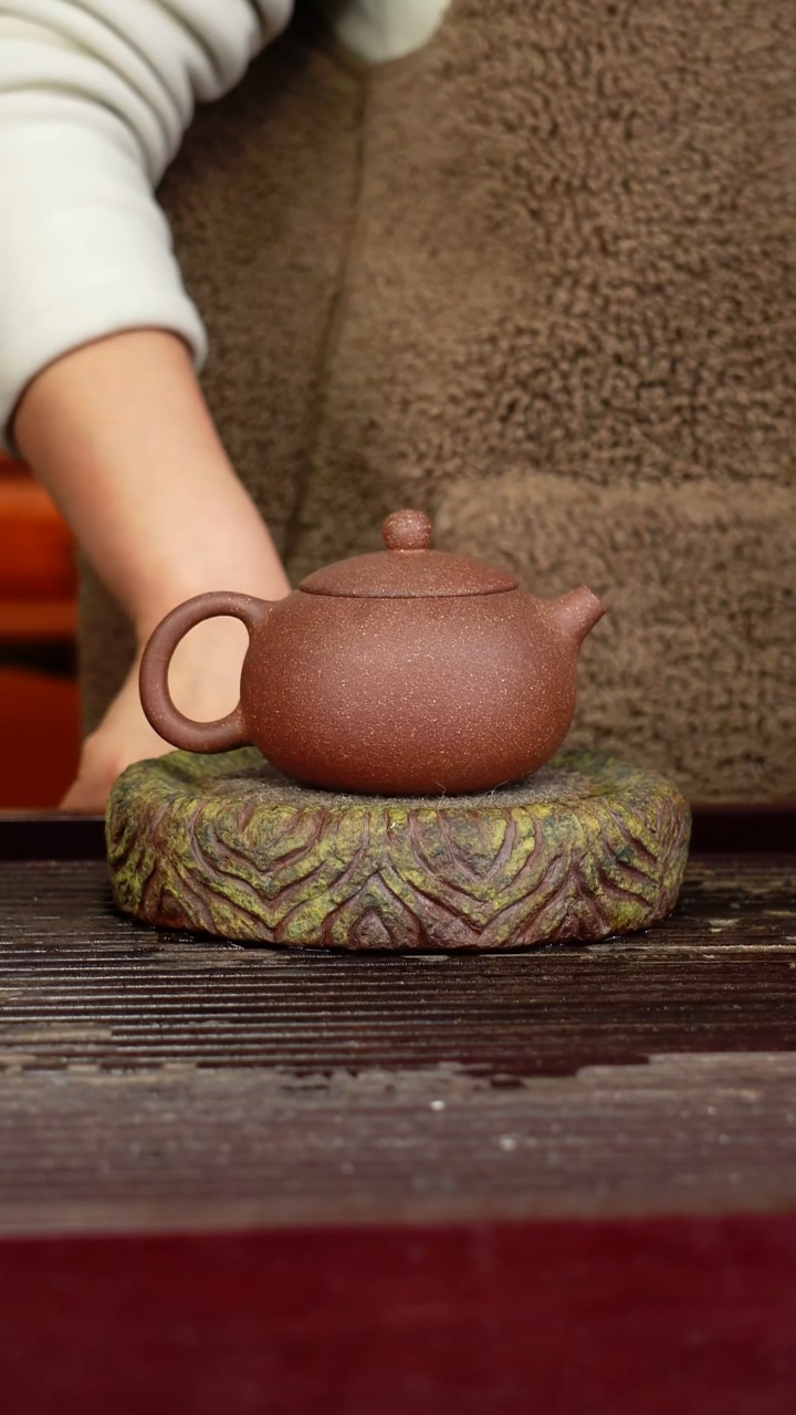 宜兴原矿紫砂壶茶壶宜兴原矿紫砂壶茶壶180C