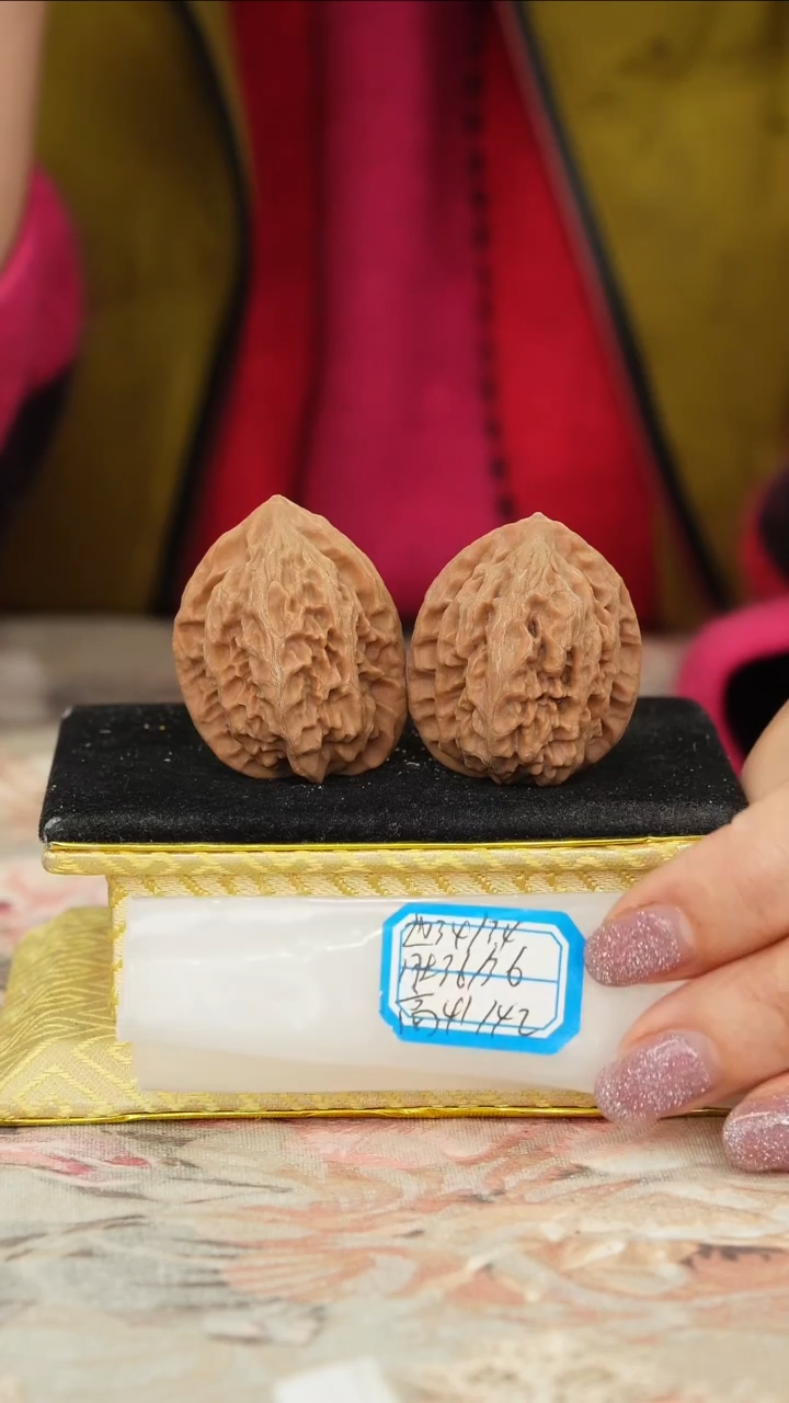 【闪购商品】文玩核桃把件蓟县虎头