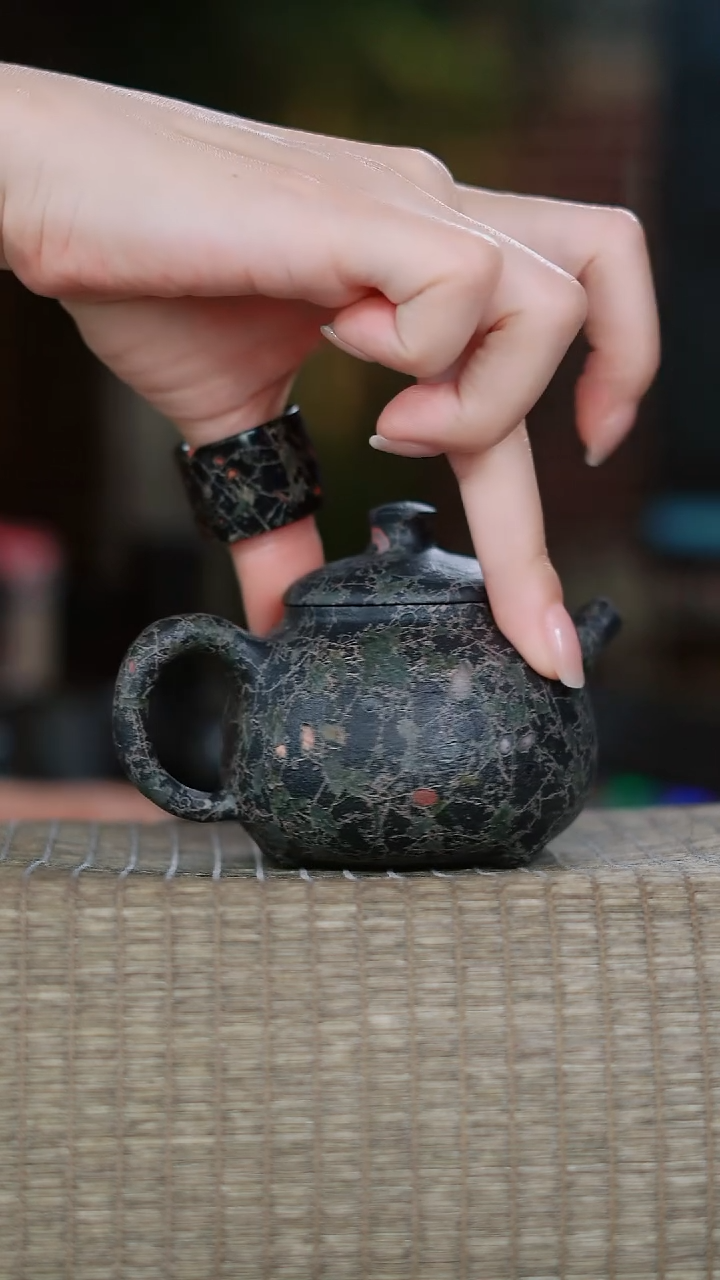 【闪购商品】寻武记M梅花玉一物一拍炉鼎壶