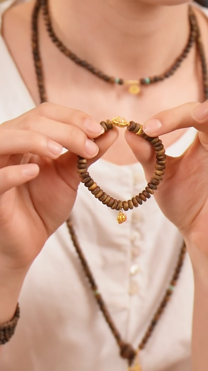 未镶嵌沉香手串L240510