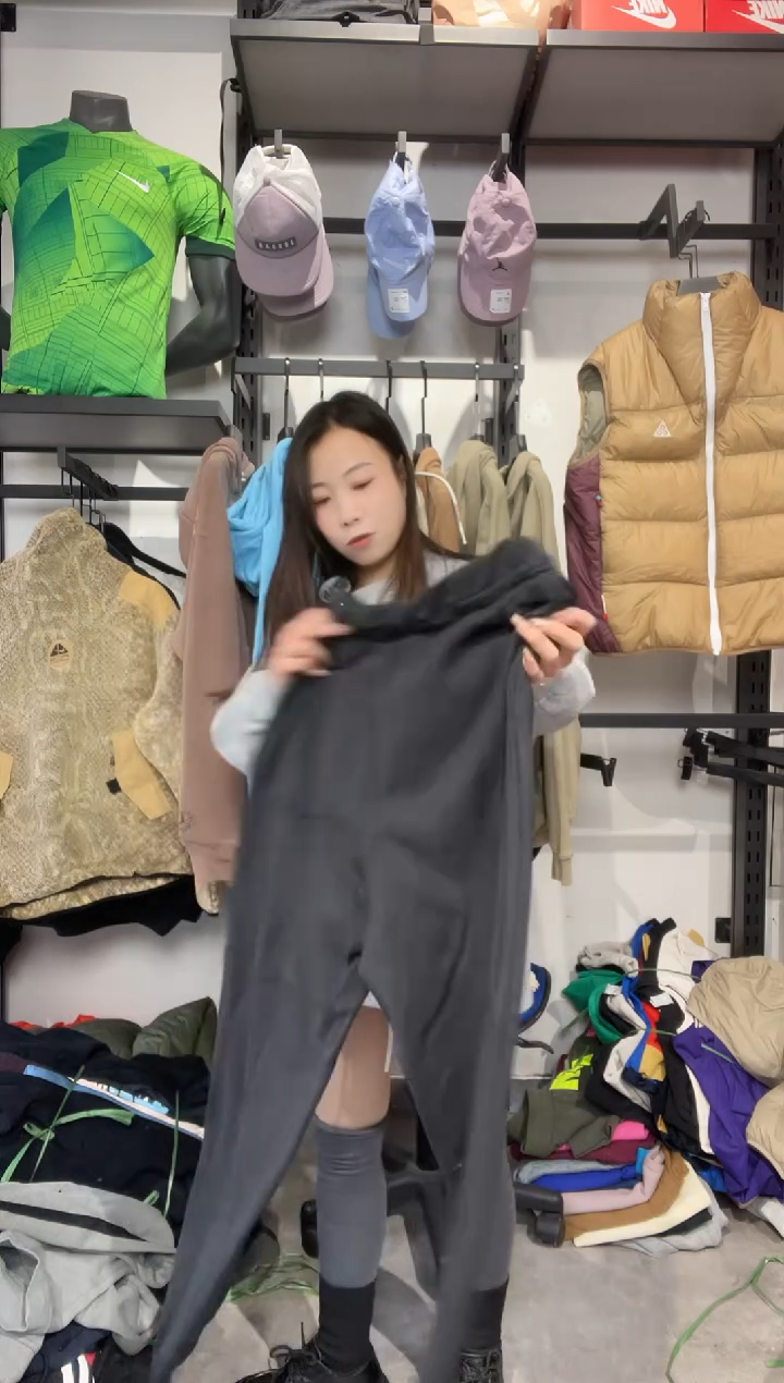 1179闪购编码  阿迪运动卫衣裤以直播间过款为准 尺码 165