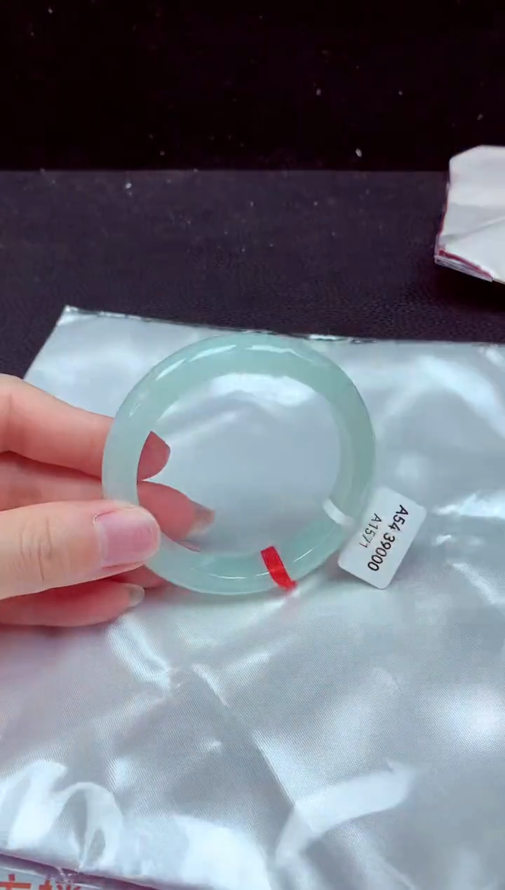 【闪购商品】翡翠手镯未镶嵌镯子054+