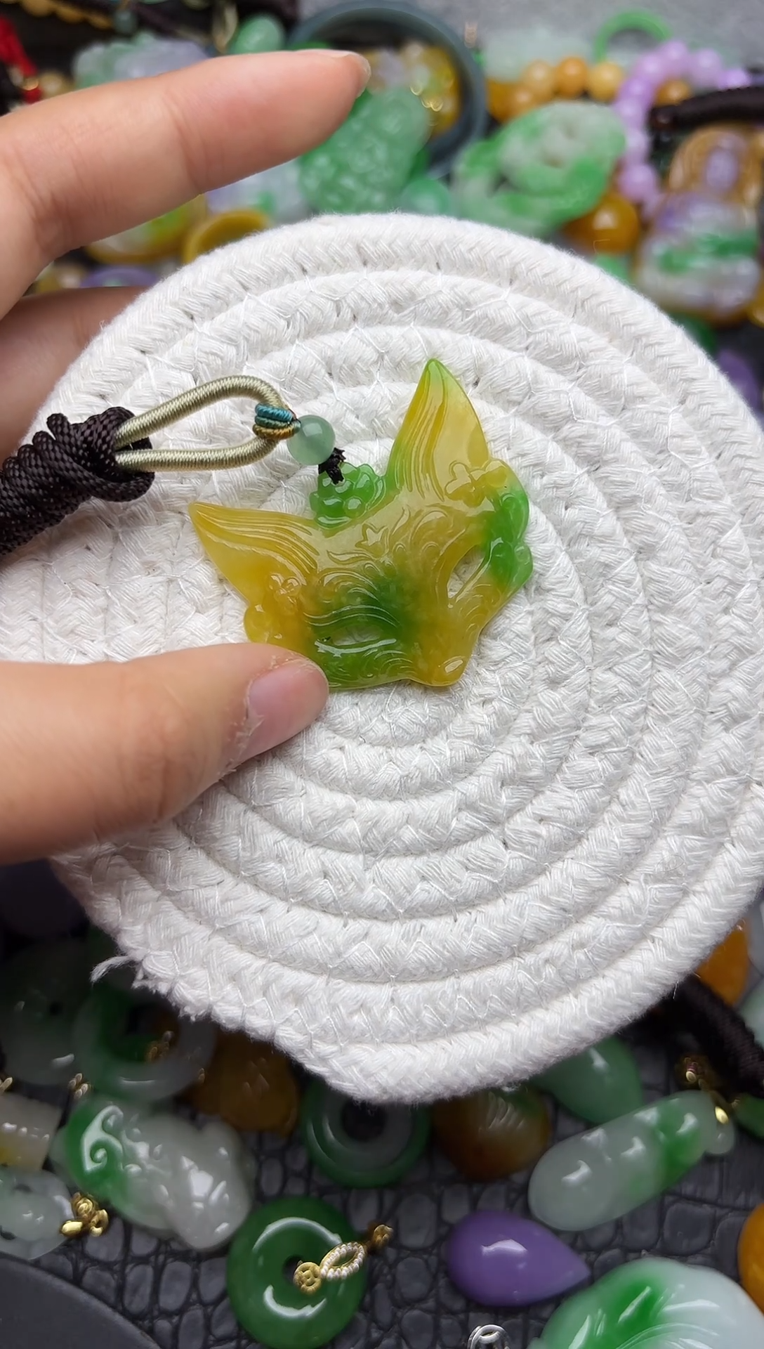 颈饰未镶嵌翡翠缅甸翡翠吊坠