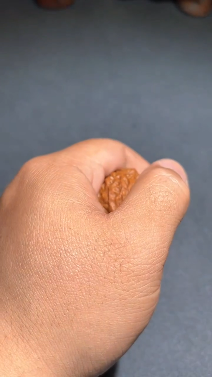 【闪购商品】文玩核桃吊坠龙公子